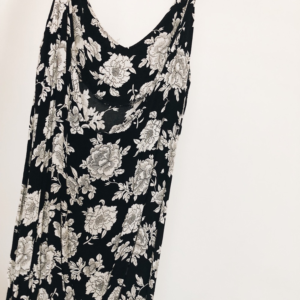 Brandy Melville floral loose dress